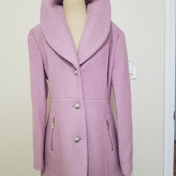 Coat - Picture 7 of 10